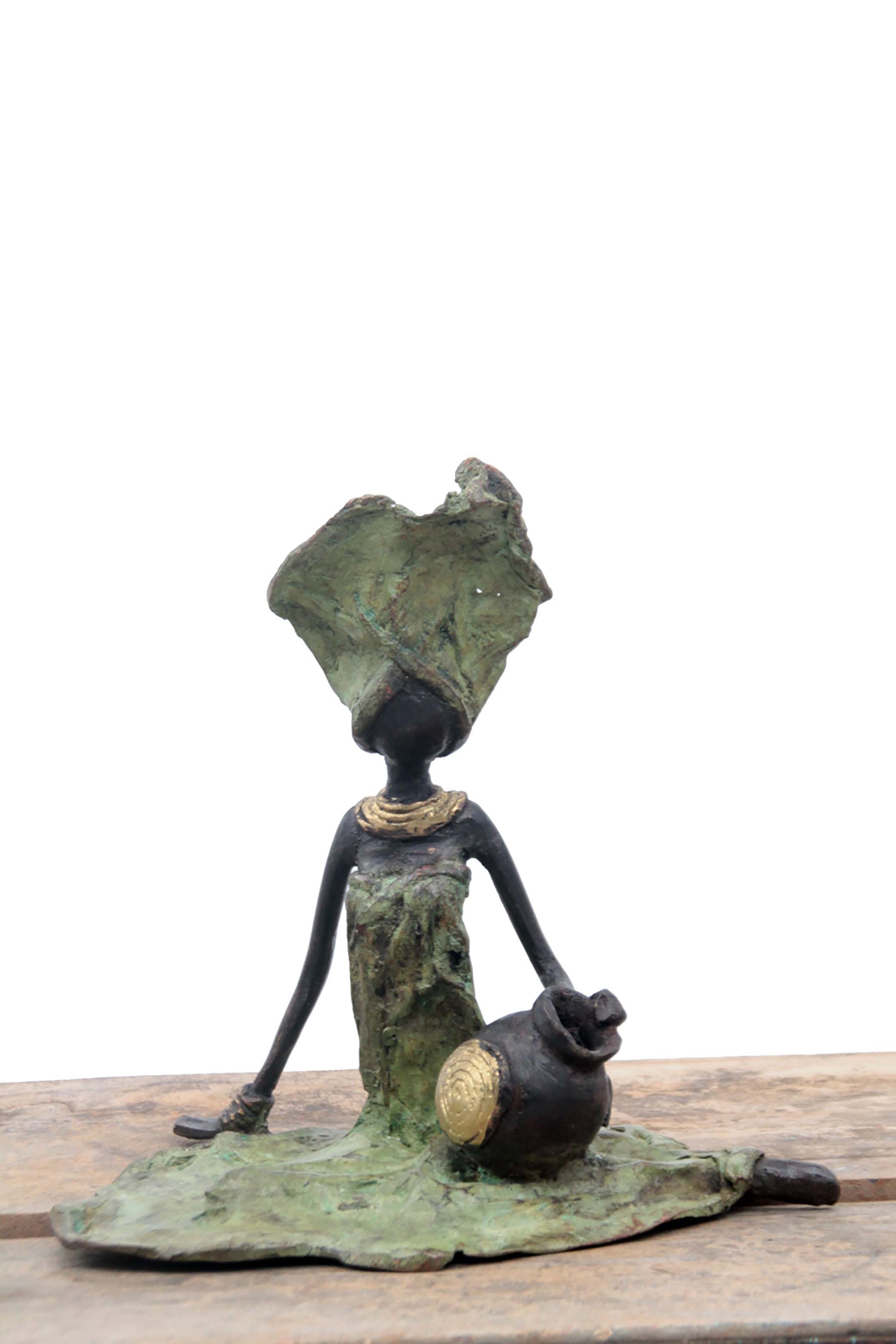 Bronze assis au sol 25 cm vert n°12 Bronzes d'Afrique