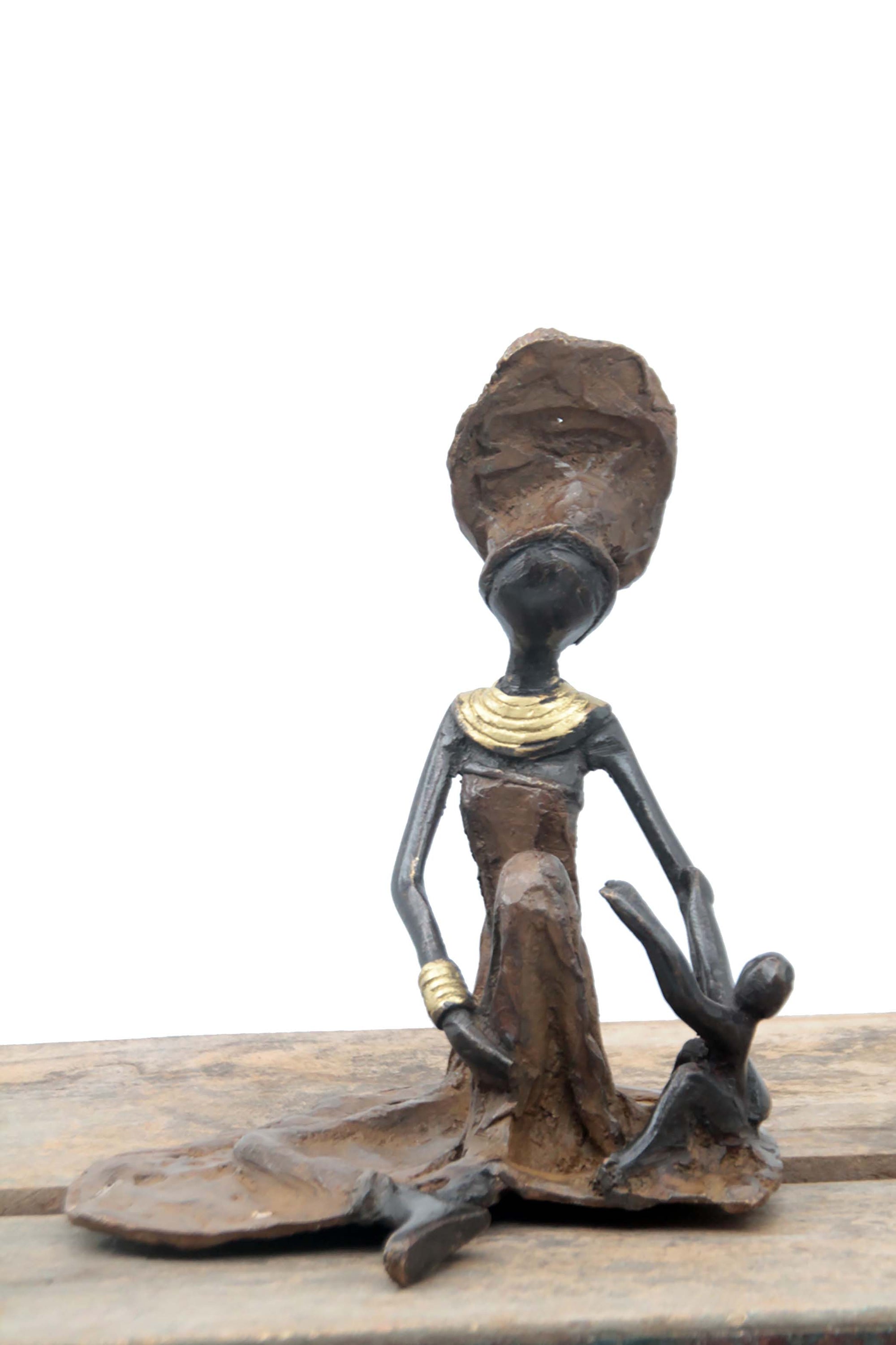 Bronze assis au sol 25 cm marron n°8 Bronzes d'Afrique