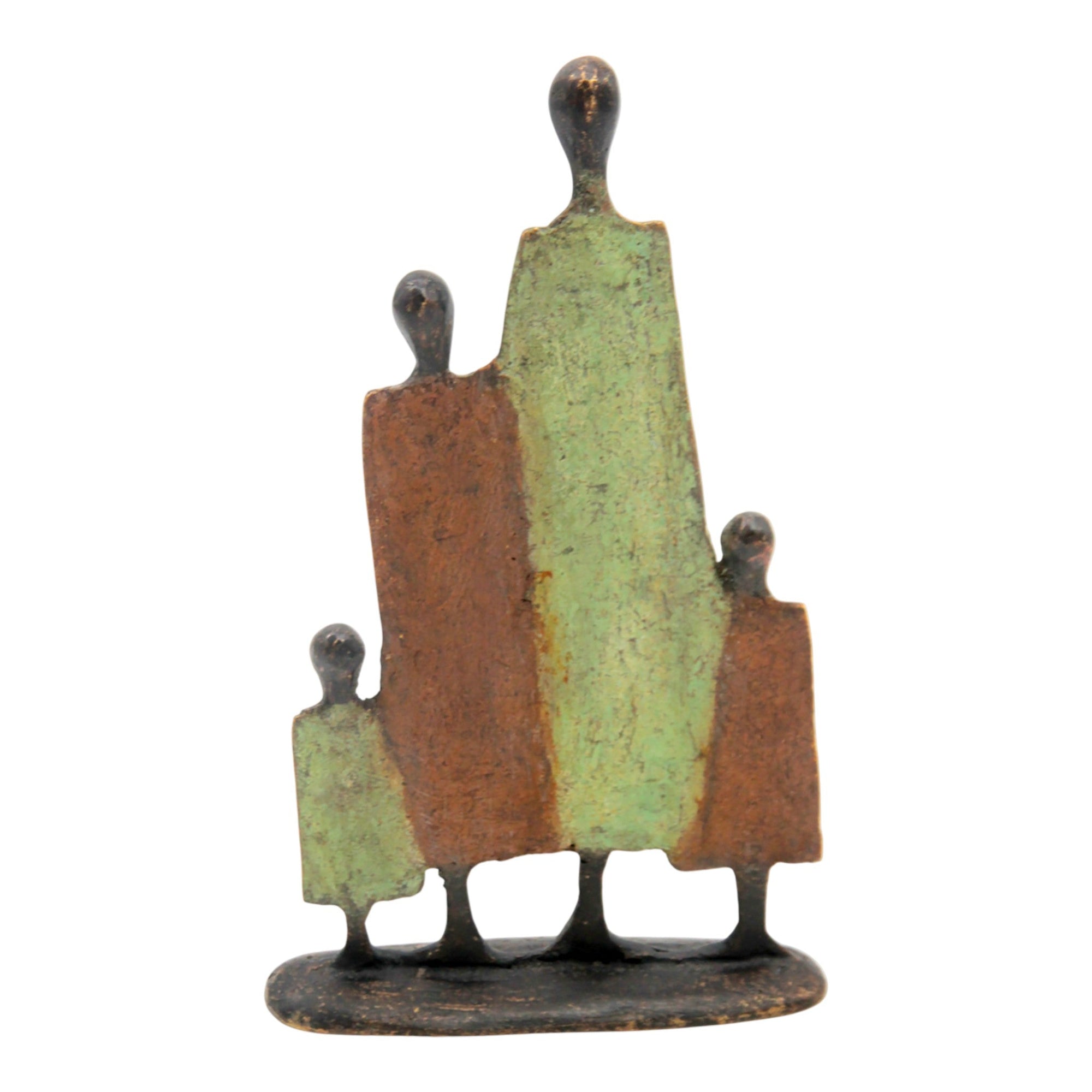 Famille 4 personnages marron et vert n°1