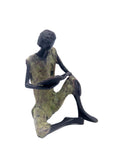 Bronze assis à poser 25 cm vert n°4 Bronzes d'Afrique