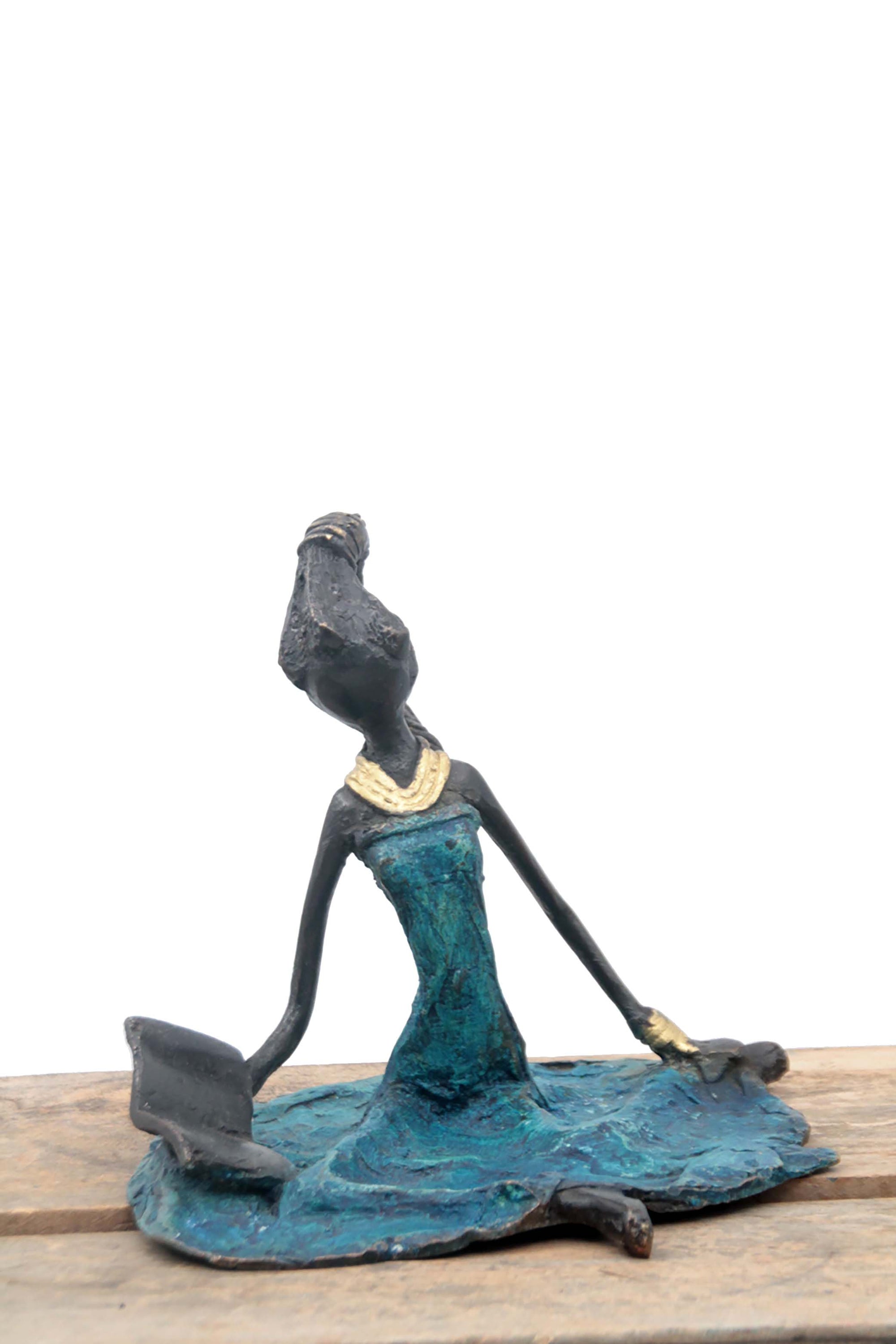 Bronze assis au sol 25 cm bleu n°2 Bronzes d&#39;Afrique