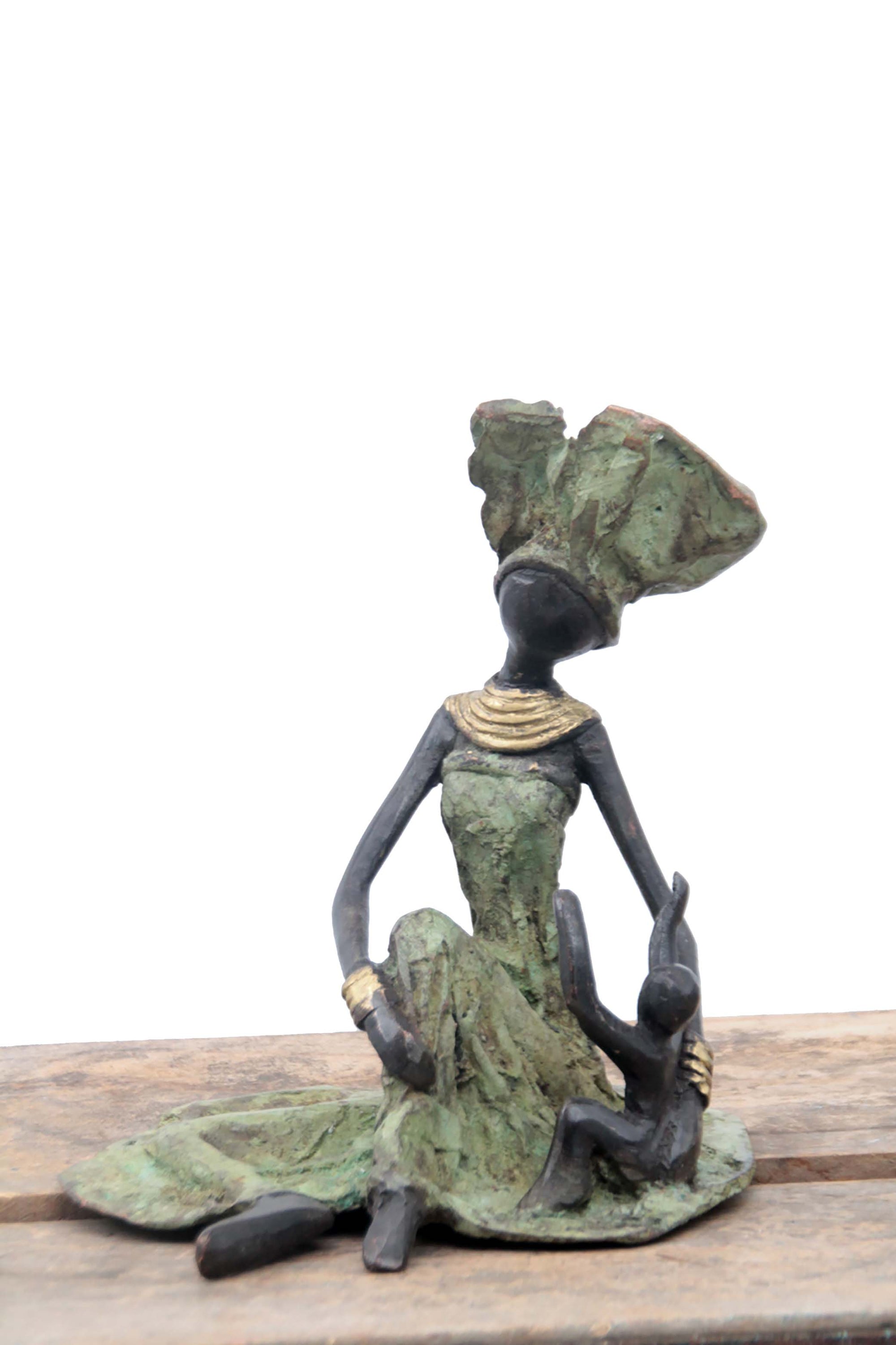 Bronze assis au sol 25 cm vert n°10 Bronzes d&#39;Afrique