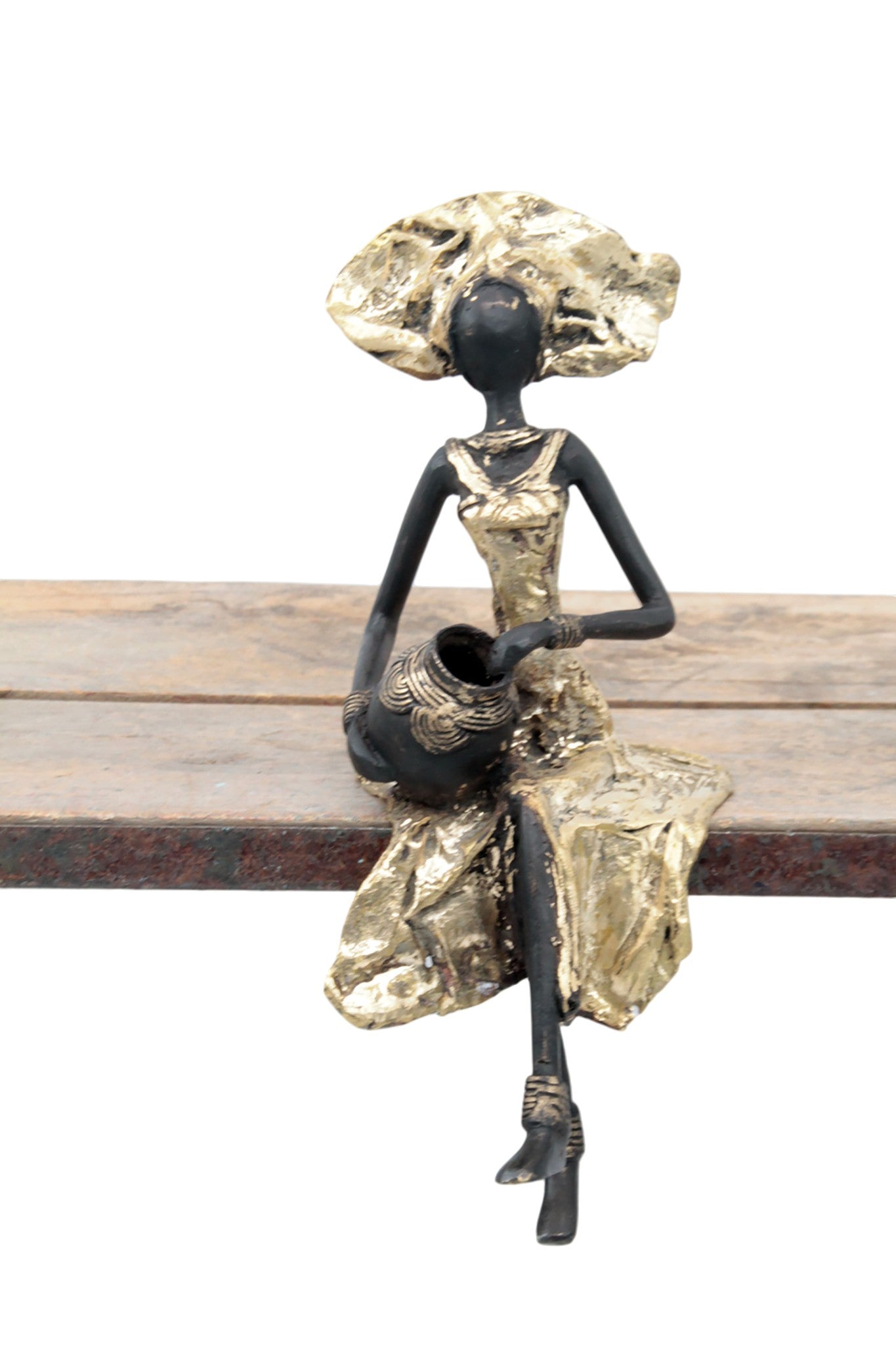 Bronze assis 25 cm doré n°8 