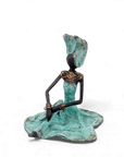 Bronze assis au sol 25 cm turquoise n°1 